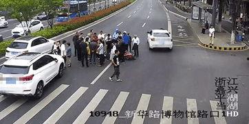 南站吃瓜现场路人